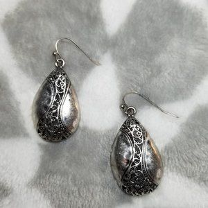 NEW  Premier Designs Filigree Dangle Earrings